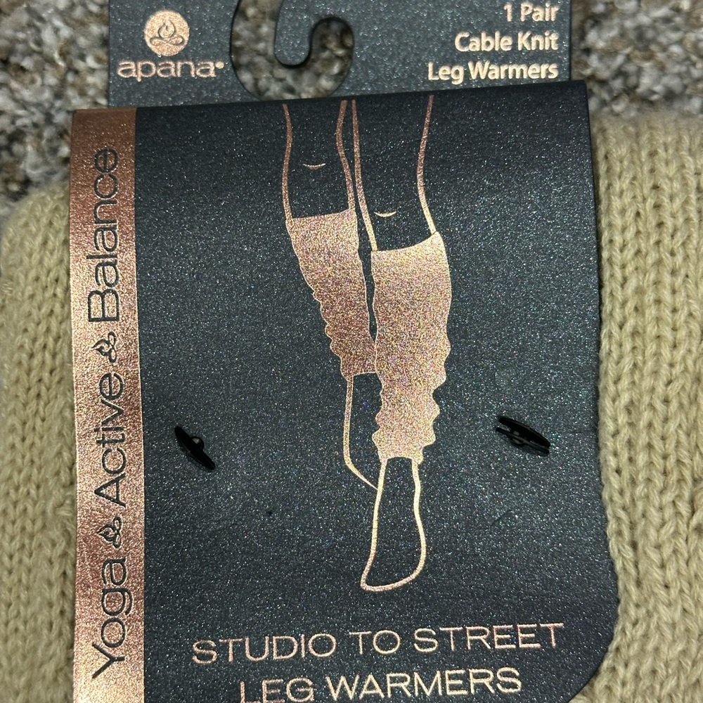 Women’s Apana Studio to Street Khaki Leg Warmers Cable Knit 1 Pair Warm Fit All - Picture 6 of 7